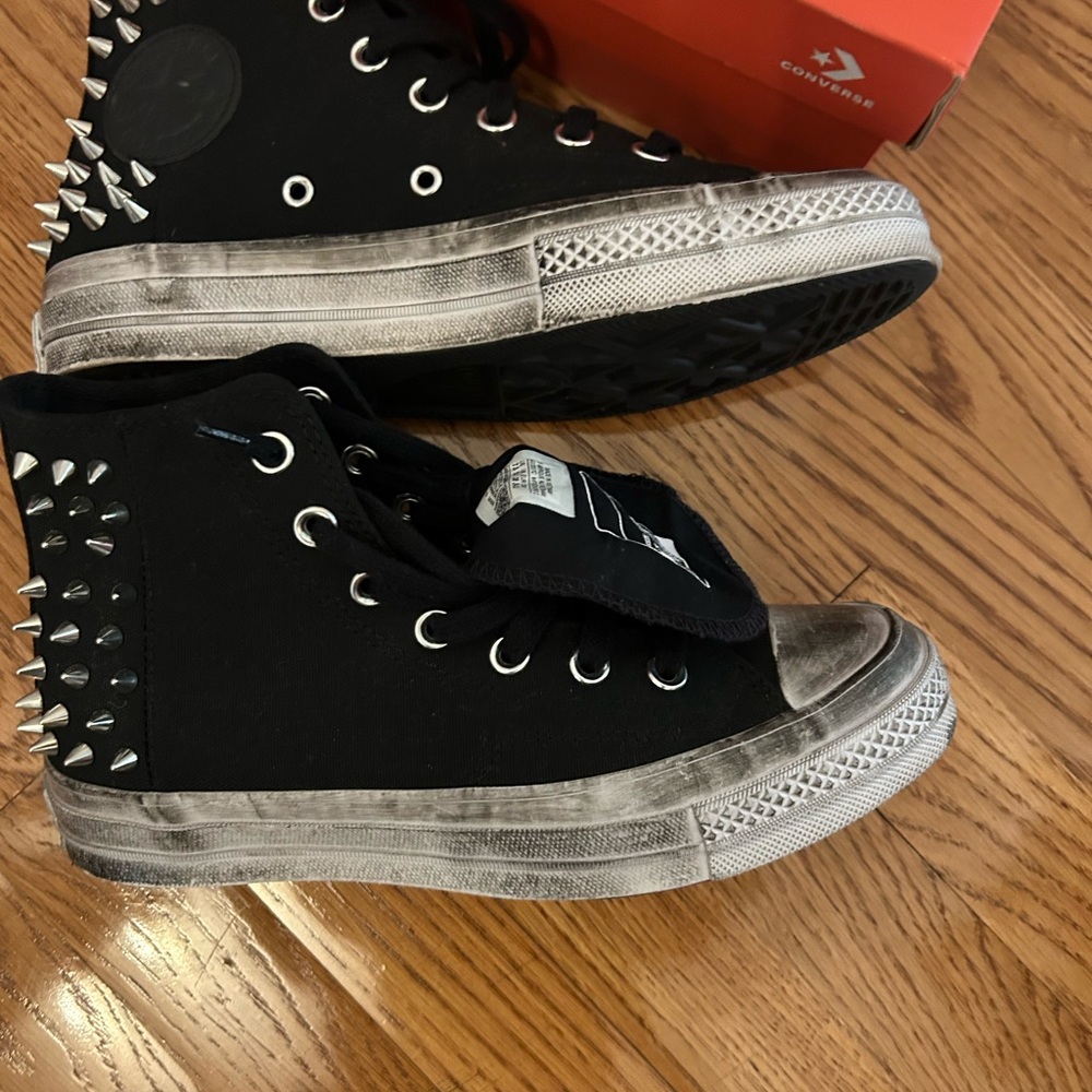 CHUCK 70 STUDDED BLACK/WHITE/BLACK Sneakers🔥🔥